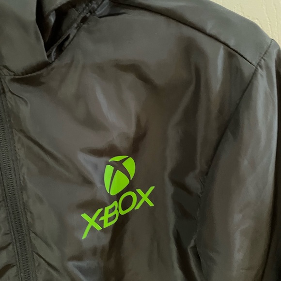 H&M XBOX windbreaker jacket, size boys 10-12y, logo, black and green - Picture 3 of 9